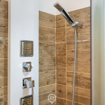 Le Scale Sul Porto Apartmán