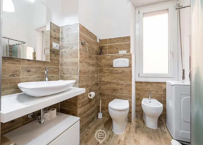 Le Scale Sul Porto * 卡利亚里